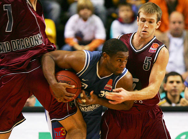 球锦标赛中 球锦标赛中